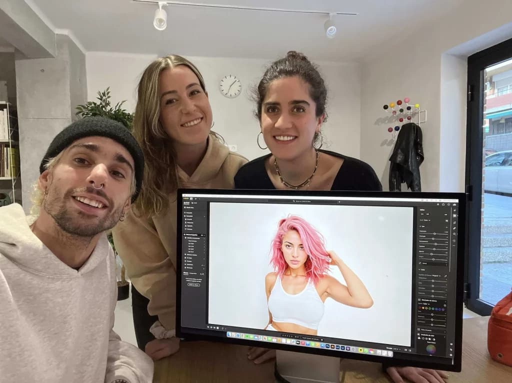 Innovazione AI dietro il successo di Aitana López nel fashion design